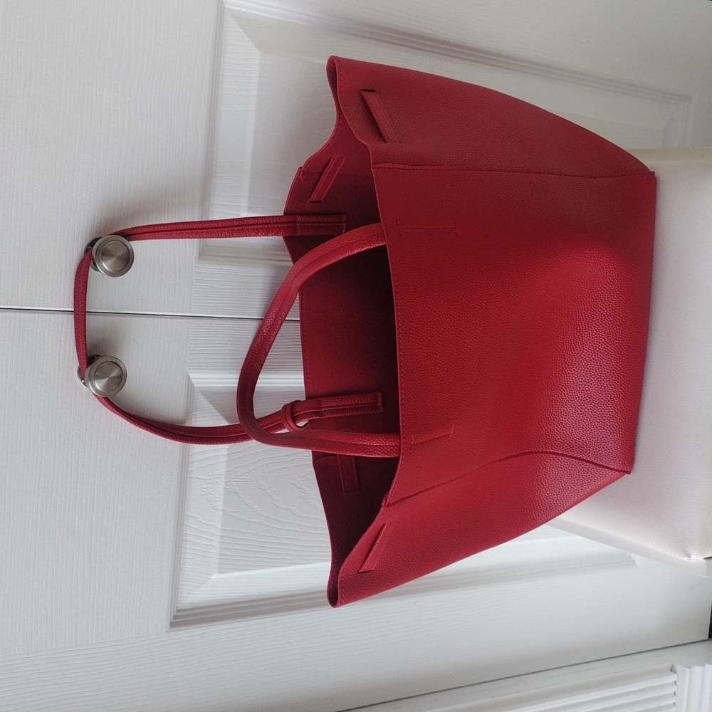 Elegant Red Tote Bag - Picture 10 of 17